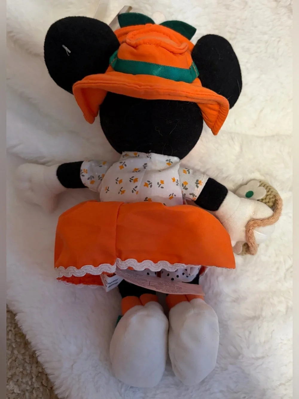 Disney Minnie Mouse May Emerald Birthstone Plush New